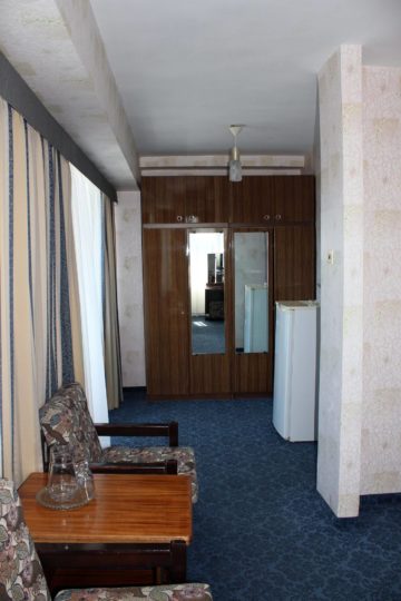 Полу-Люкс стандартный (однокомнатный), Дом отдыха Питиус в Пицунде, Абхазия